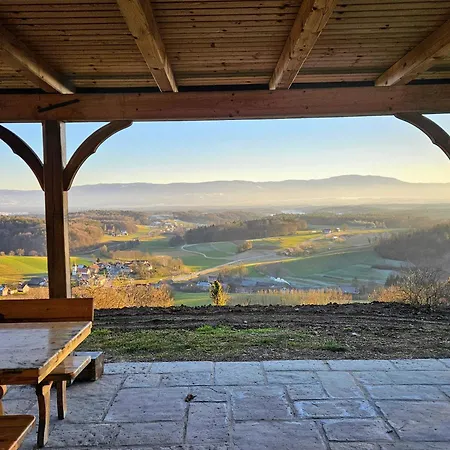 Pirman Vineyard Bucka
